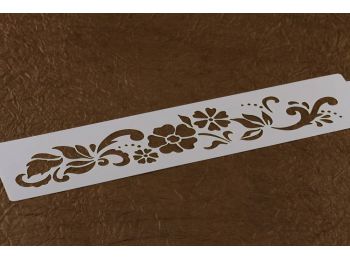 Hosszúkás virágos torta stencil
