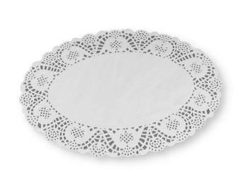 Fehér ovális tortacsipke 34,5*26 cm 25 db