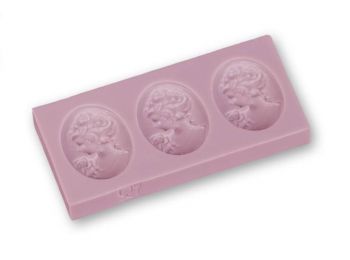 Nőfejes medálok szilikon formázó