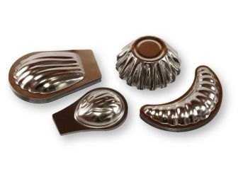 4 részes hagyományos sütőforma készlet (dió, kosárka,