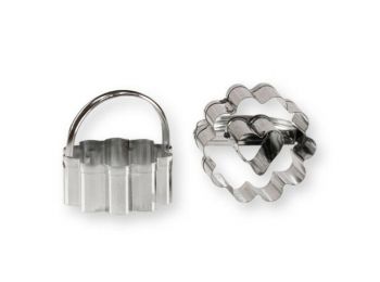 Szív közepű közepes méretű linzer kiszúró 2 részes