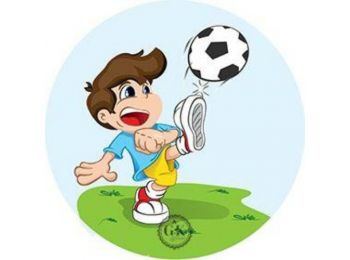 Focista fiú tortaostya