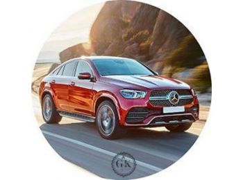 Bordó Mercedes tortaostya