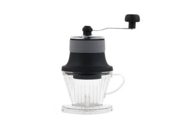 Hordozható kávédaráló és filter dripper egyben