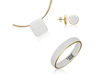 Minimal aranyozott mintás medál kerek bedugós fülbevaló