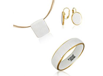 Minimal aranyozott mintás medál ovális franciakapcsos fü