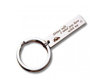 Vezess óvatosan acél kulcstartó