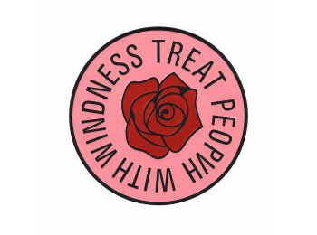 Harry Styles rózsás kitűző