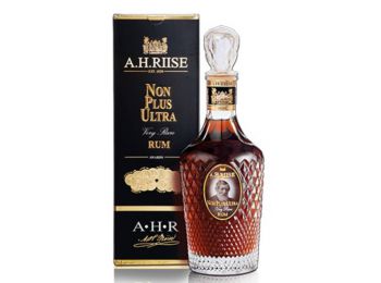 A.H. Riise Non Plus Ultra Rum 0,7L 42% pdd.