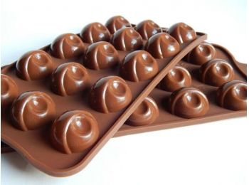 Csokoládébarna félgömb bonbon forma