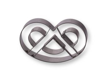 8 cm-es rozsdamentes perec alakú süti kiszúró