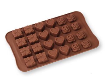 24 adagos rózsa, szív és ajándék alakú szilikon bonbon