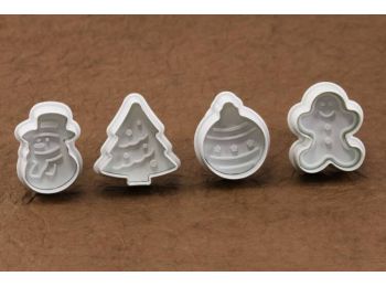 4 részes karácsonyi rugós fondant kiszúró készlet