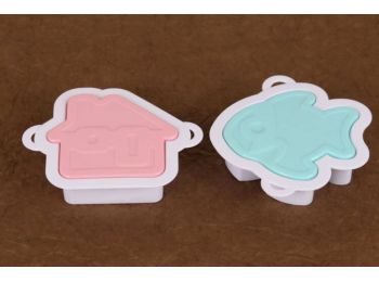 Házikó és halacska alakú szendvics kiszúró