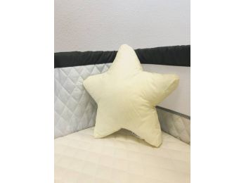 BabyLion Csillag alakú párna - Krém