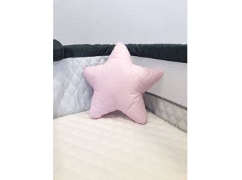 BabyLion Csillag alakú párna - Rózsaszín