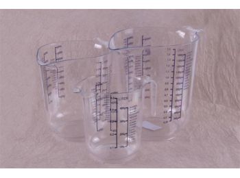 3 részes sokféle mércével ellátott mérőkancsó készl