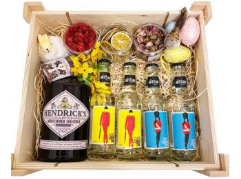 Húsvéti Midsummer Gin Tonik szett Faládában