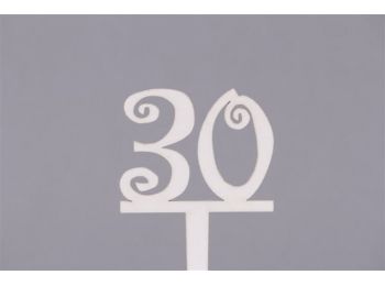 Fehér vidám 30-as szülinapi sziluett tortadísz