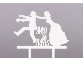 Fehér visszahúzós MR & MRS nászpár sziluett tortadísz