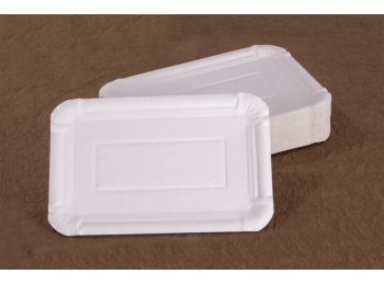 10,5*16,5 cm-es fehér papírtálca