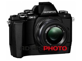 Olympus OM-D E-M10 Pancake Grip KIT fekete/fekete