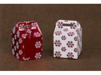 4 db 5*5*5 cm-es összehajtható piros karácsonyi mintás a