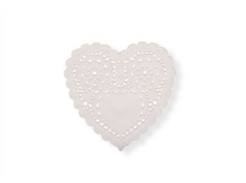40 db 14*14 cm-es fehér szív alakú tortacsipke
