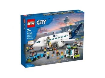 LEGO® City - Utasszállító repülőgép (60367)