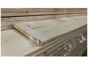 Gyalult lucfenyő 20x196x2000 mm deszka