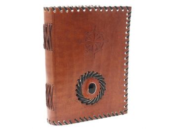 Bőrkötésű Notesz - Fekete Ónix Buzolával (17x12 cm)