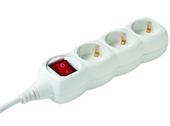 Hálózati elosztó, kapcsolós, 3 aljzat, 1,5m