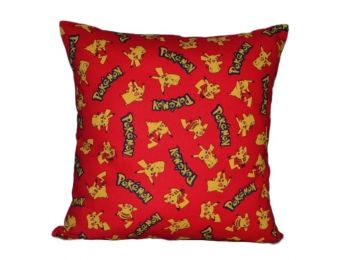 POKEMON PIKACHU PIROS díszpárnahuzat 40x40 cm