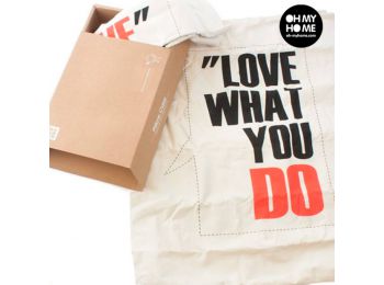 Párnahuzatok üzenetekkel