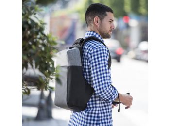 Lopásgátlós Hátizsák USB-vel és Laptop, Tablet rekessz