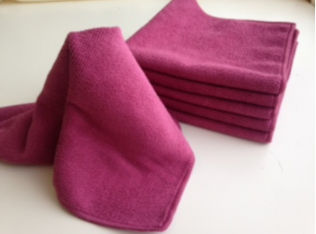 Univerzális kendő 40x40 bíbor Vixi